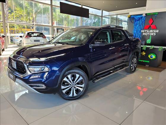 FIAT TORO 2.0 16V TURBO DIESEL VOLCANO 4WD AT9 FIAT TORO 2.0 16V TURBO DIESEL VOLCANO 4WD AT9